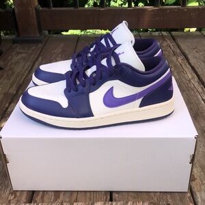 Jordan 1 Low Court Purple White- 8,5